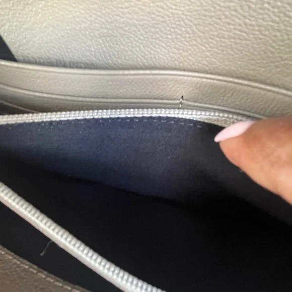 See By Chloe’ Aura Taupe and Off-White Long Leather Flap Wallet w/COA Card -NWOT - Picture 10 of 15